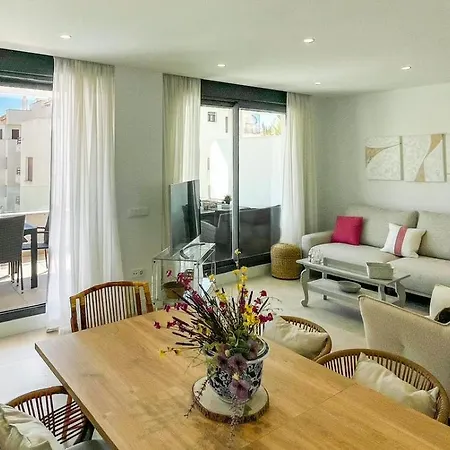 Sun Garden Apartment *